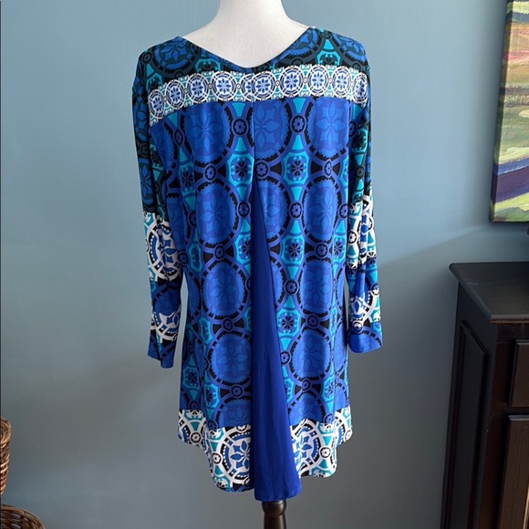 Joseph Ribkoff Hi-lo Women's Top - Picture 3 of 8